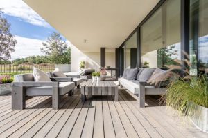 Avoir une belle terrasse à Pouy-sur-Vannes 